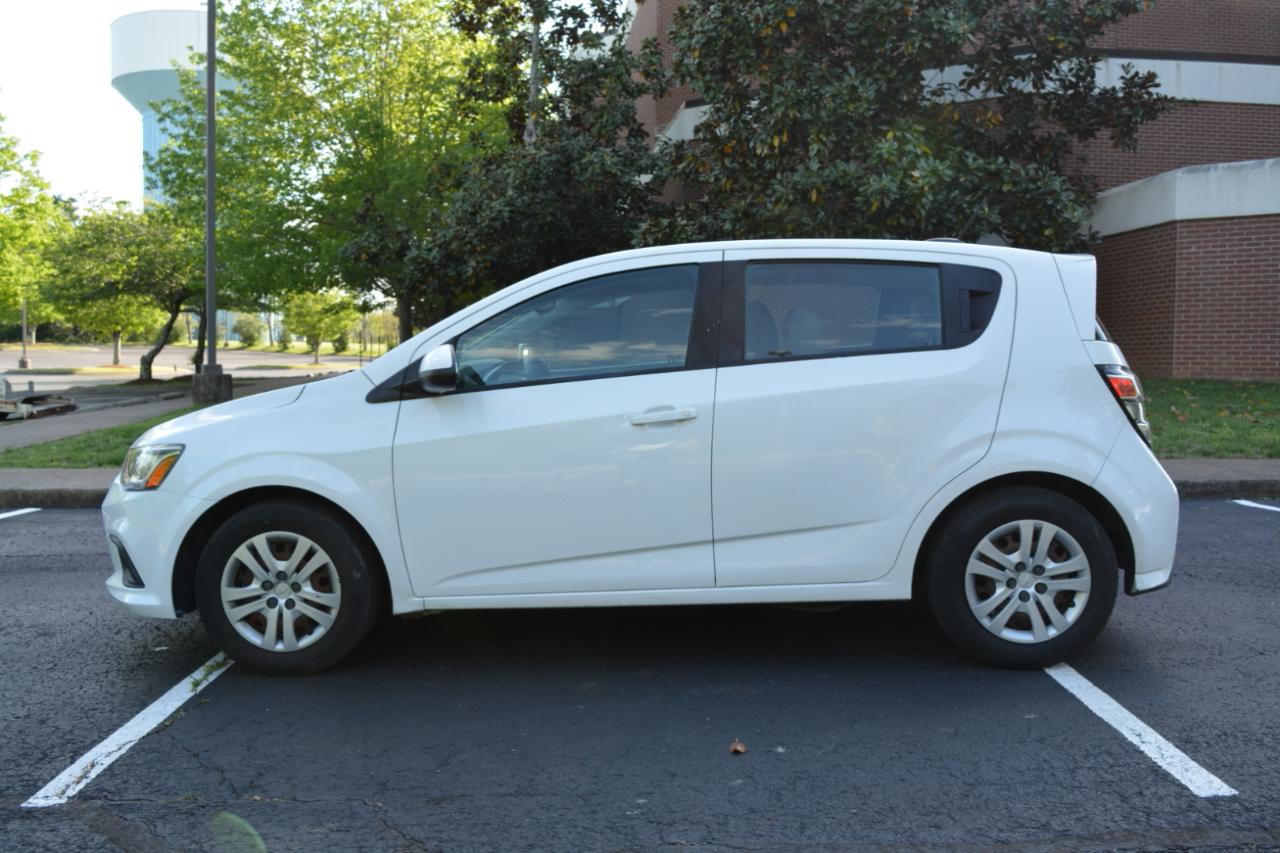 Chevrolet Sonic 5dr HB Auto LT w/1FL 2018