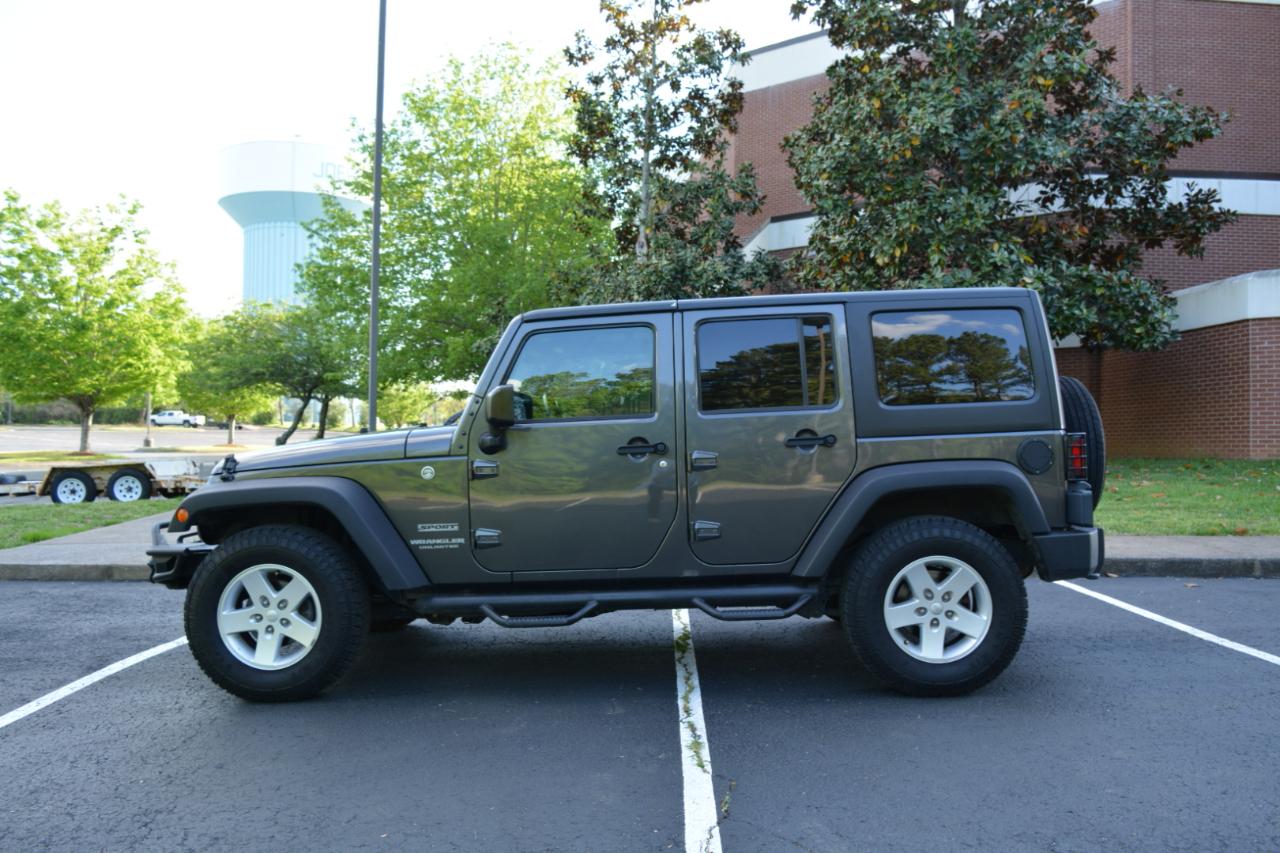 Jeep Wrangler Unlimited Sport 4WD 2017