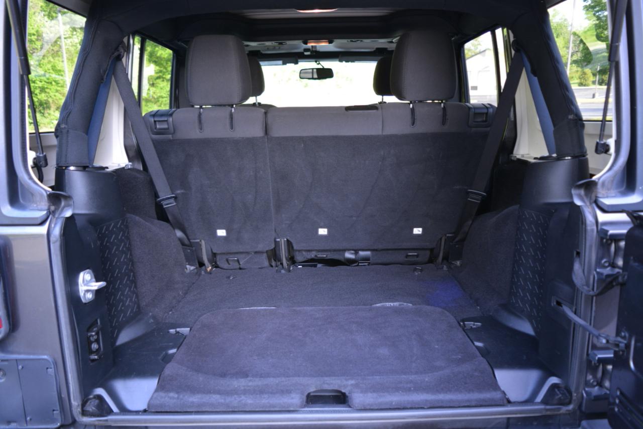 Jeep Wrangler Unlimited Sport 4WD 2017