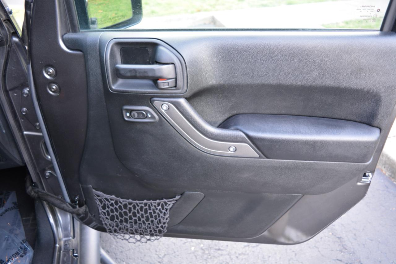 Jeep Wrangler Unlimited Sport 4WD 2017