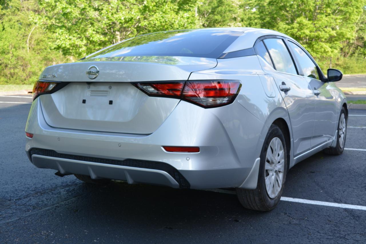 Nissan Sentra S 2021