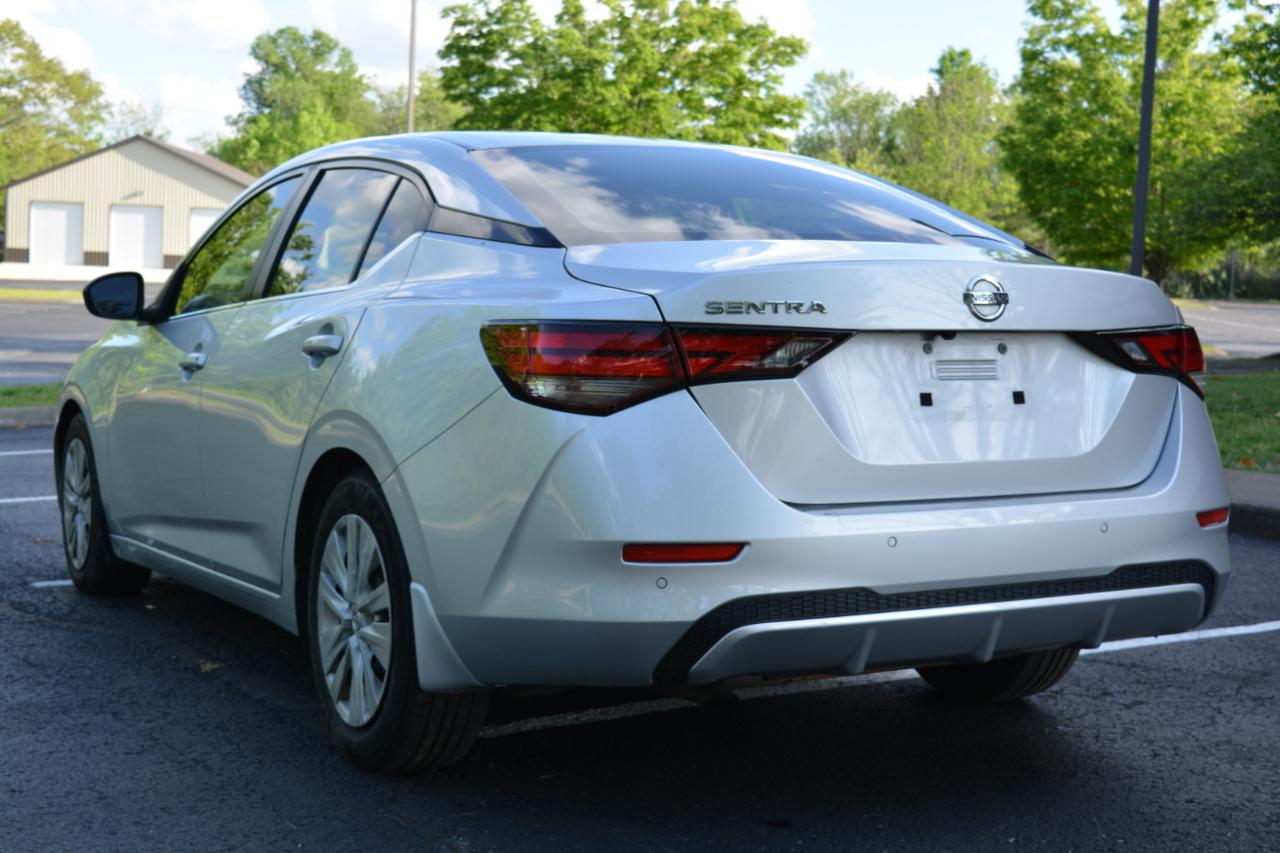 Nissan Sentra S 2021
