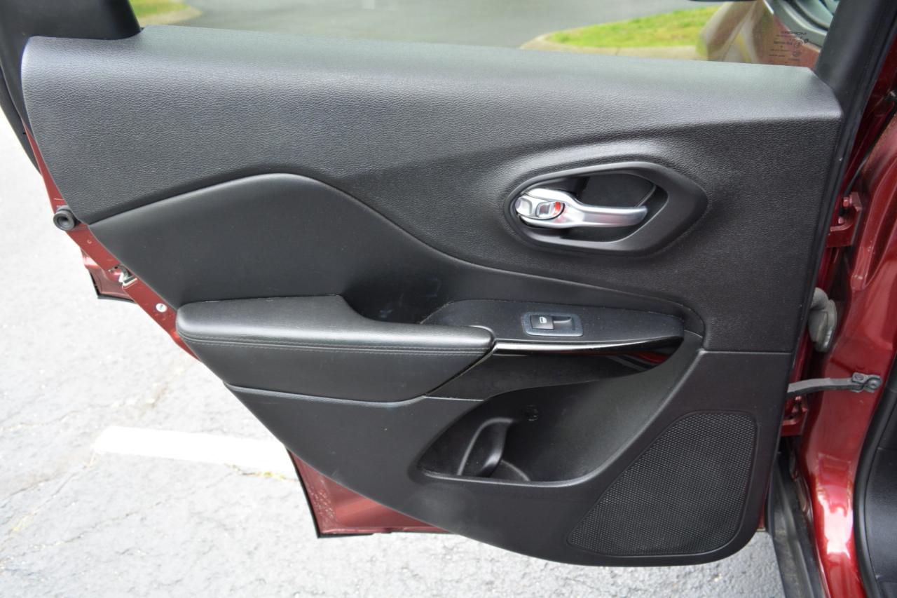 Jeep Cherokee Latitude Plus 4WD 2019