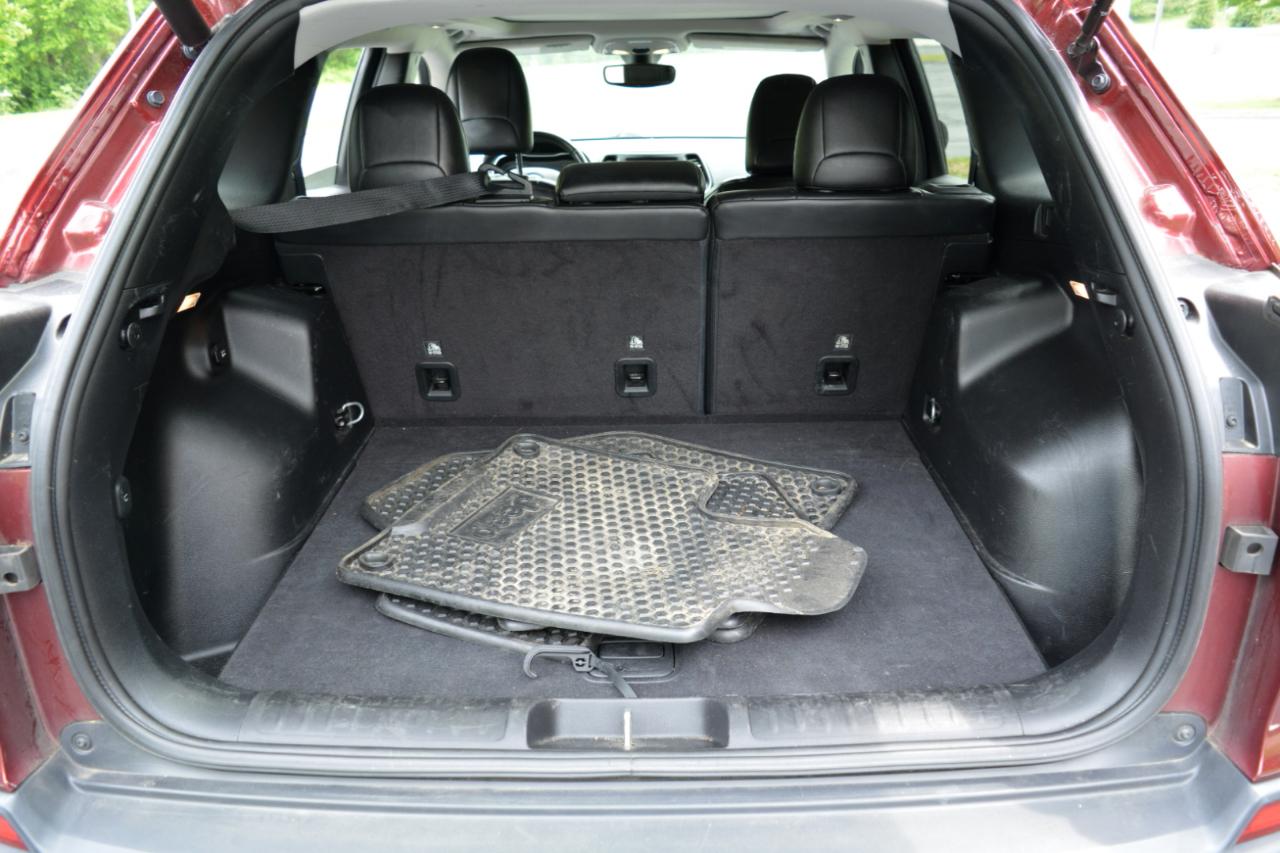 Jeep Cherokee Latitude Plus 4WD 2019