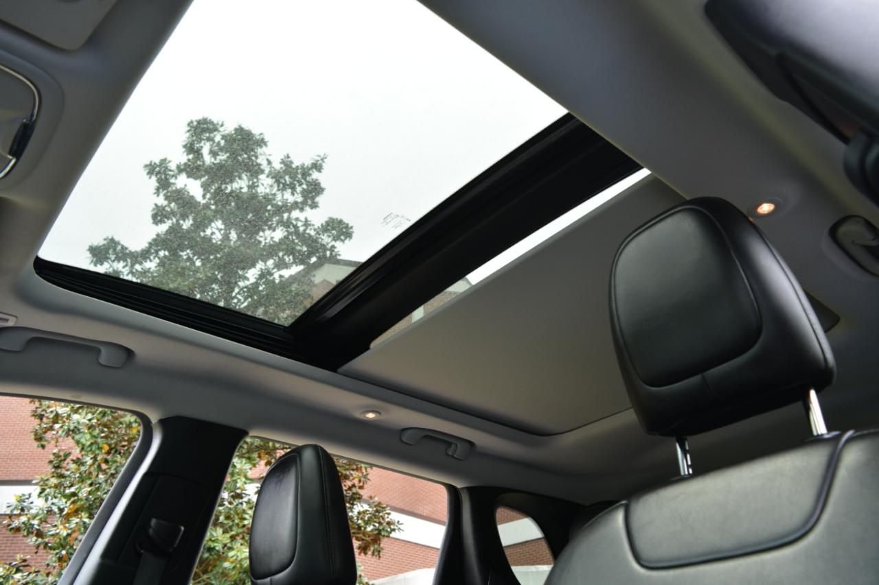 Jeep Cherokee Latitude Plus 4WD 2019