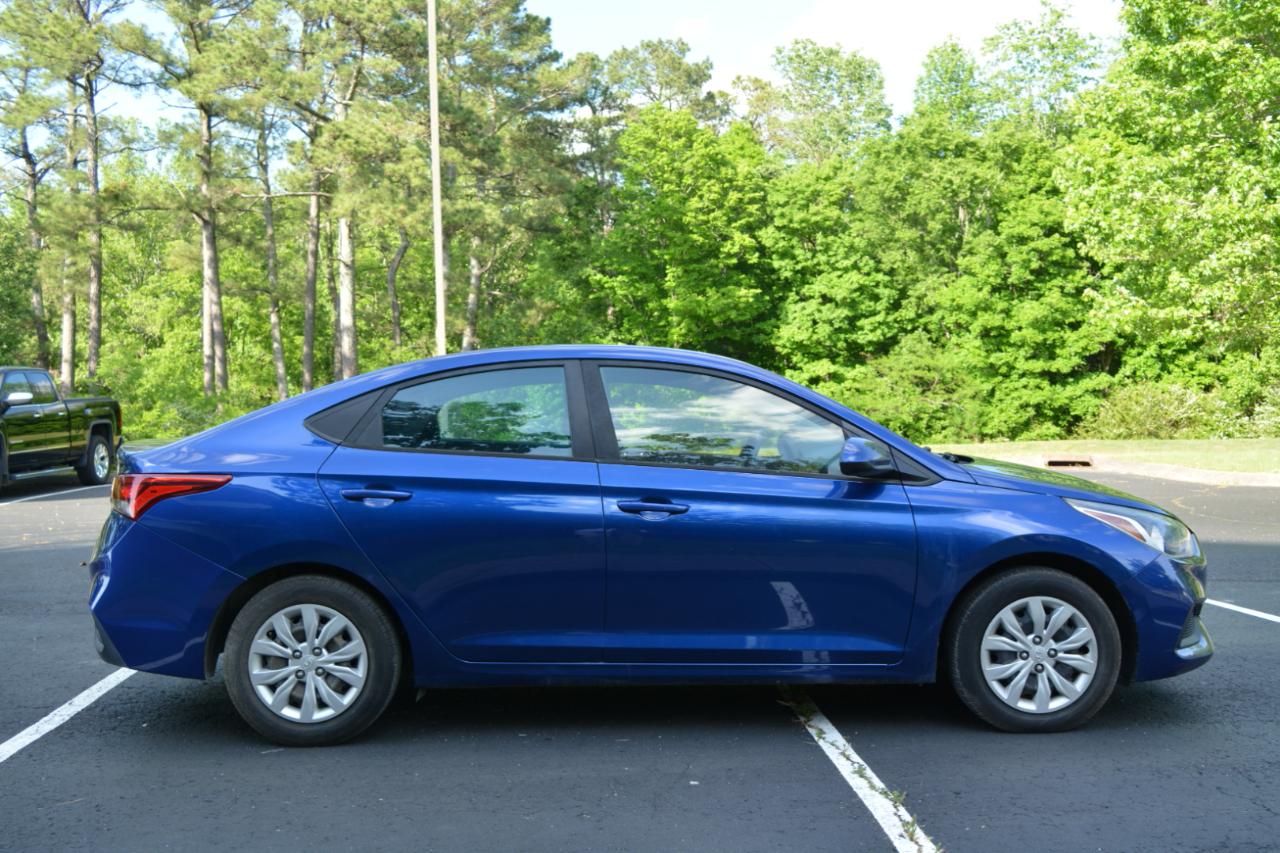 Hyundai Accent SEL 4-Door 6A 2020