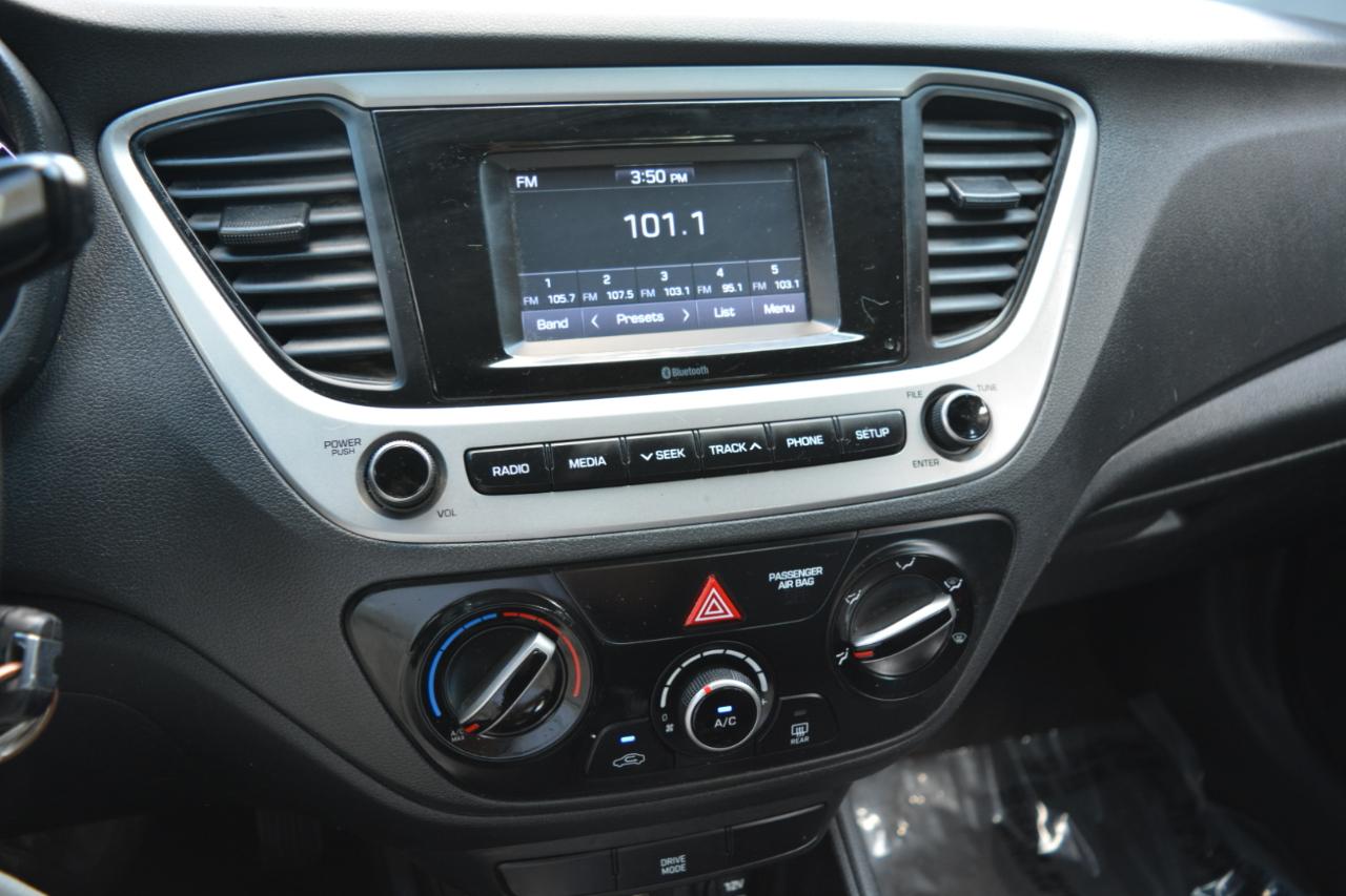 Hyundai Accent SEL 4-Door 6A 2020