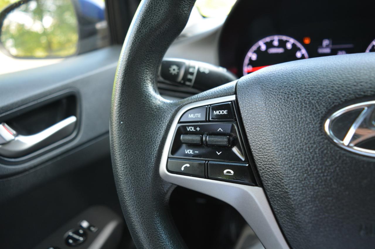 Hyundai Accent SEL 4-Door 6A 2020