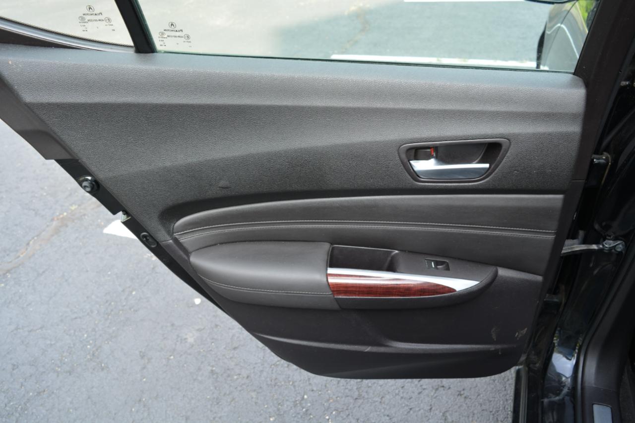 Acura TLX Base 2.4L 2017