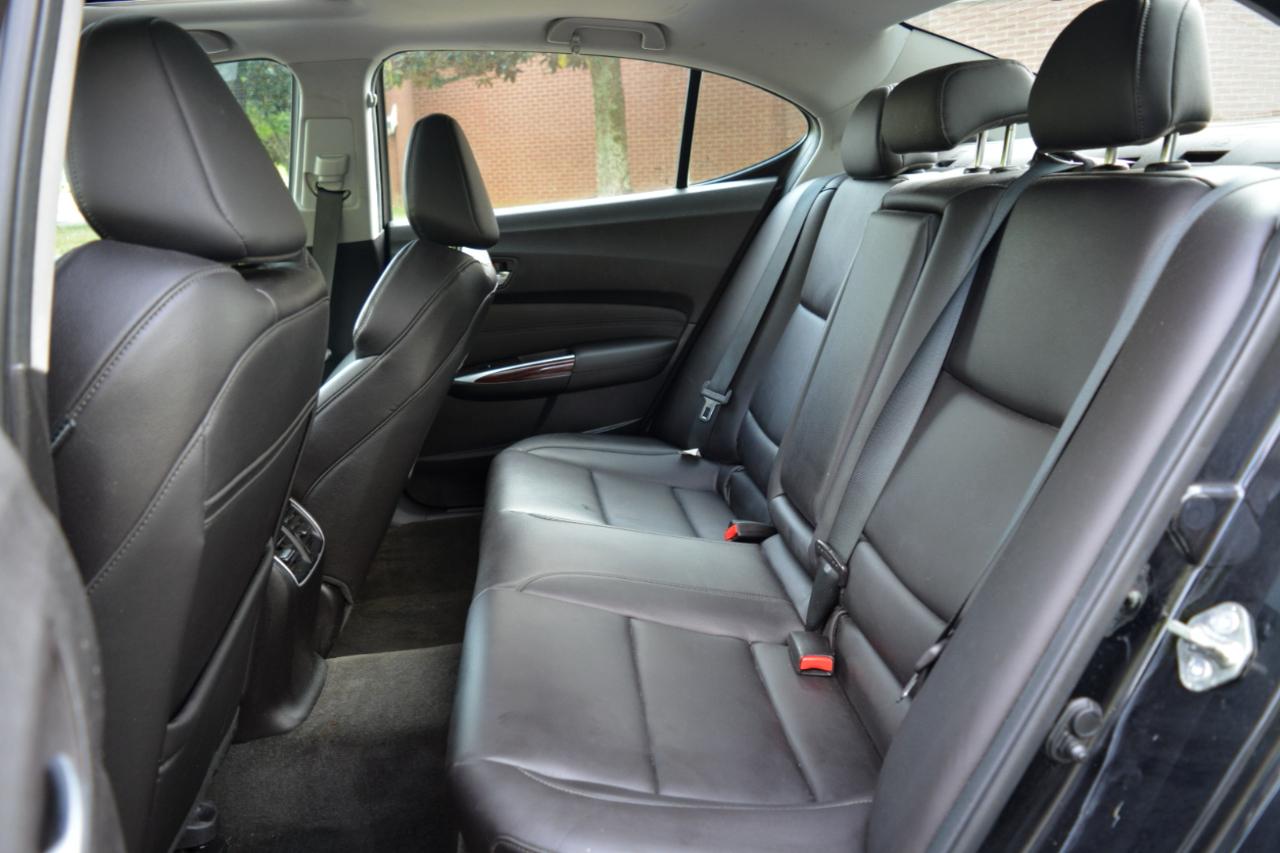 Acura TLX Base 2.4L 2017