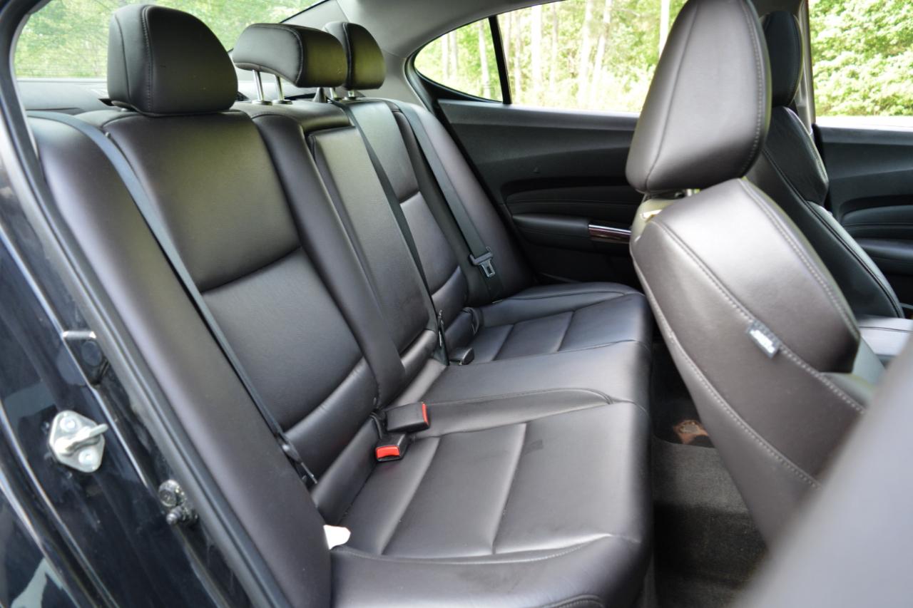 Acura TLX Base 2.4L 2017