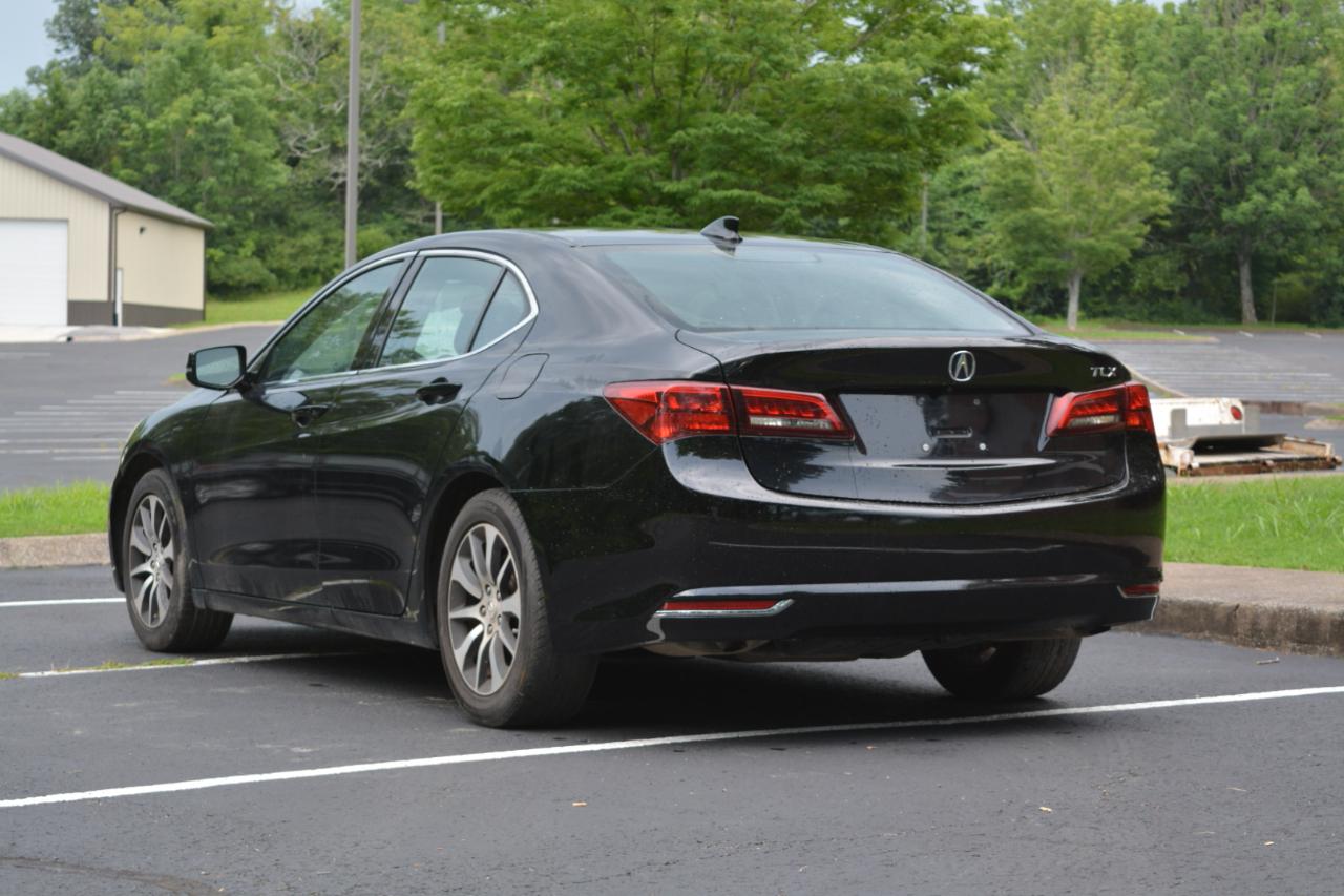 Acura TLX Base 2.4L 2017