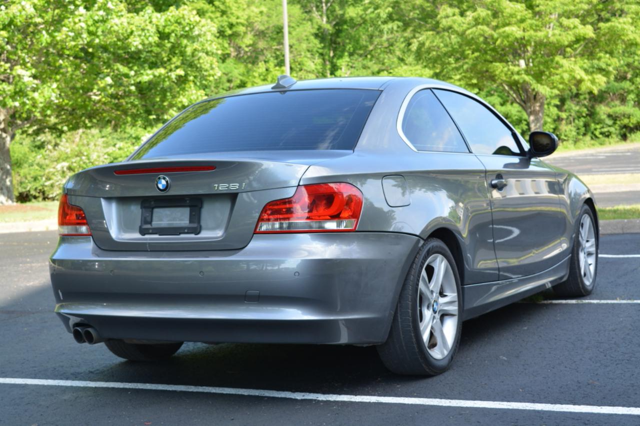 BMW 1-Series 128i Coupe 2012