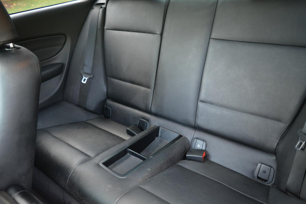 BMW 1-Series 128i Coupe 2012