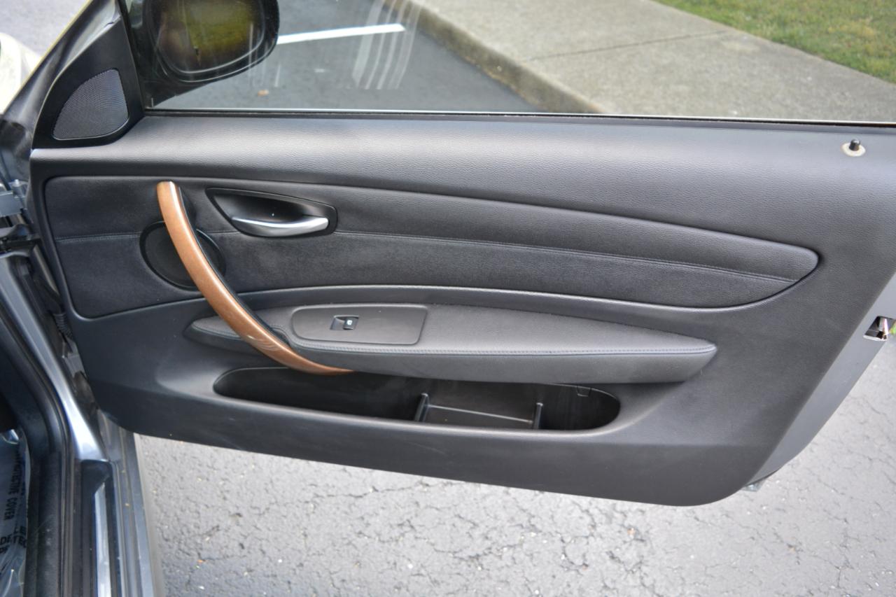 BMW 1-Series 128i Coupe 2012