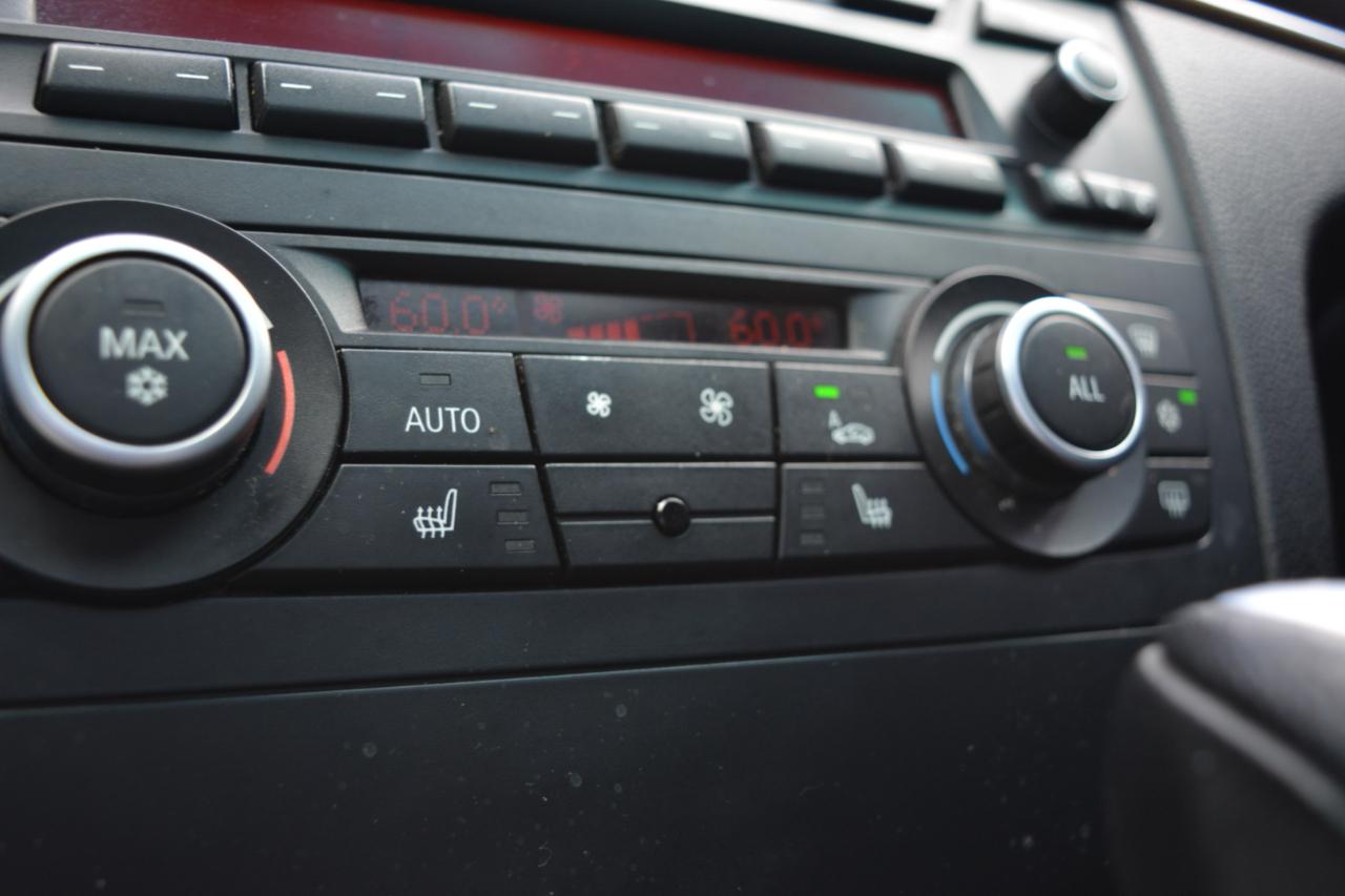 BMW 1-Series 128i Coupe 2012