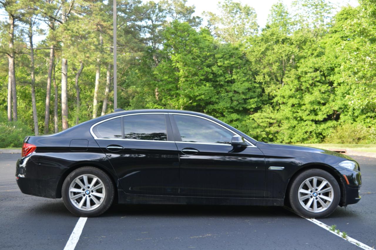 BMW 5-Series 528i 2014