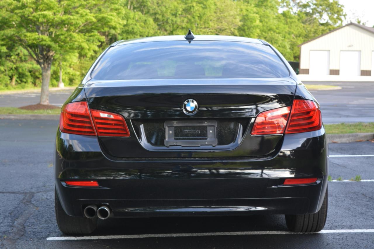 BMW 5-Series 528i 2014