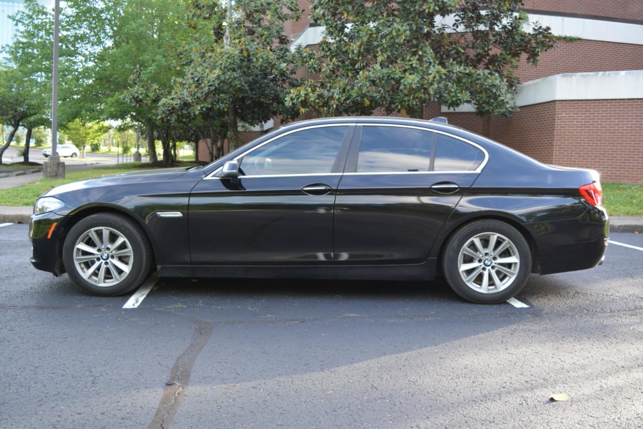 BMW 5-Series 528i 2014