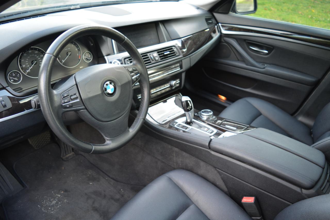 BMW 5-Series 528i 2014