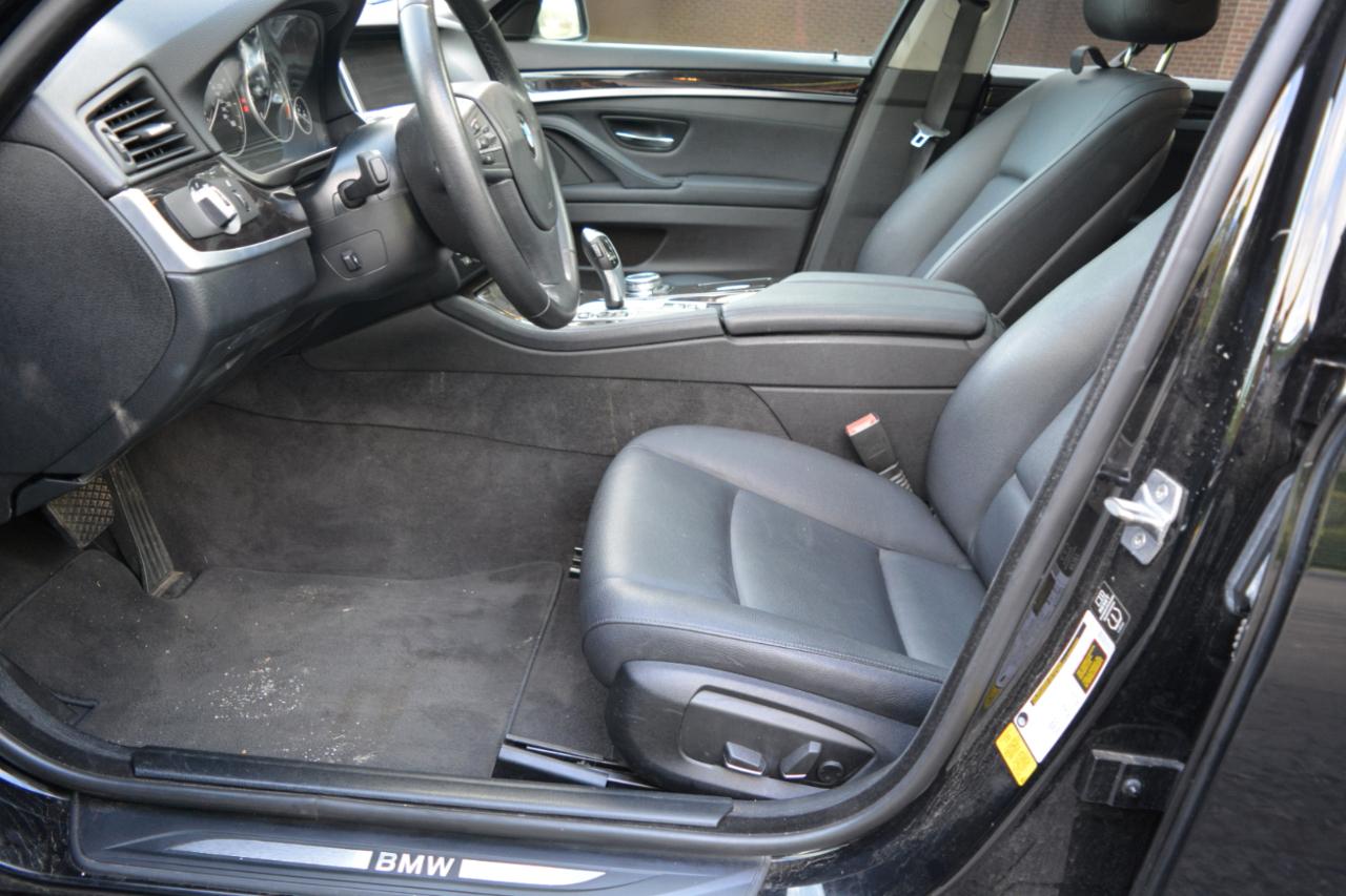 BMW 5-Series 528i 2014