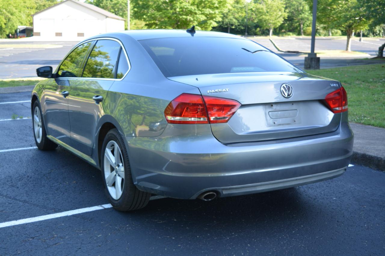 Volkswagen Passat 2.0L TDI SEL Premium 2013