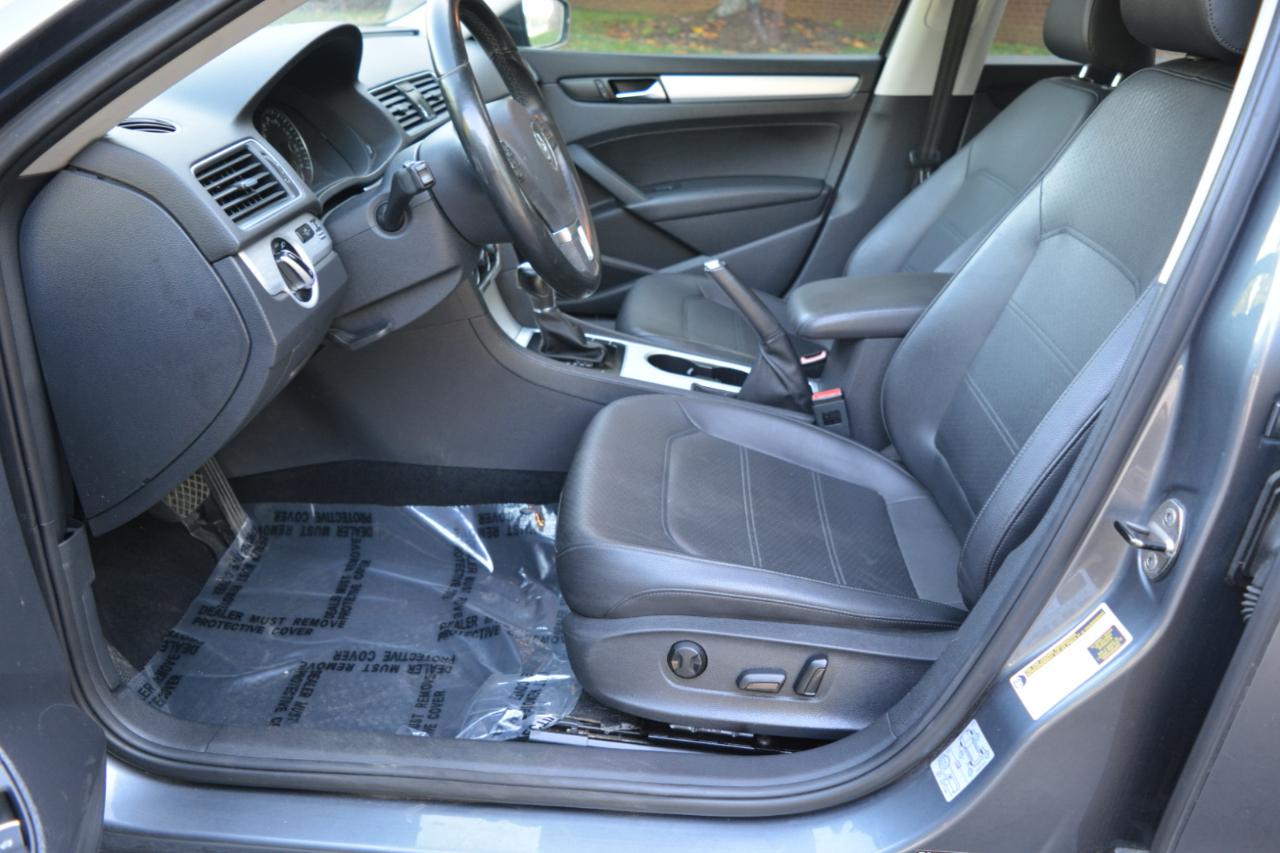 Volkswagen Passat 2.0L TDI SEL Premium 2013