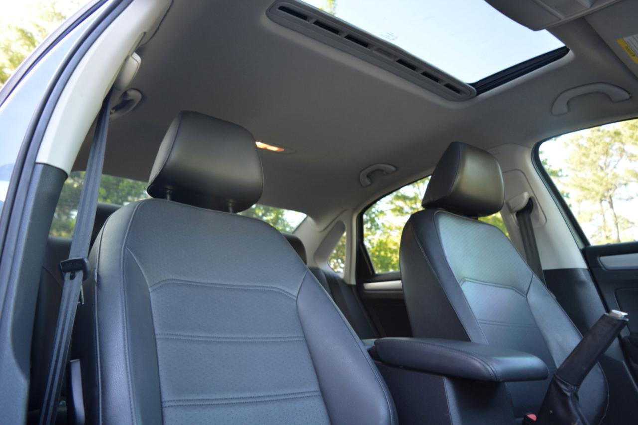 Volkswagen Passat 2.0L TDI SEL Premium 2013