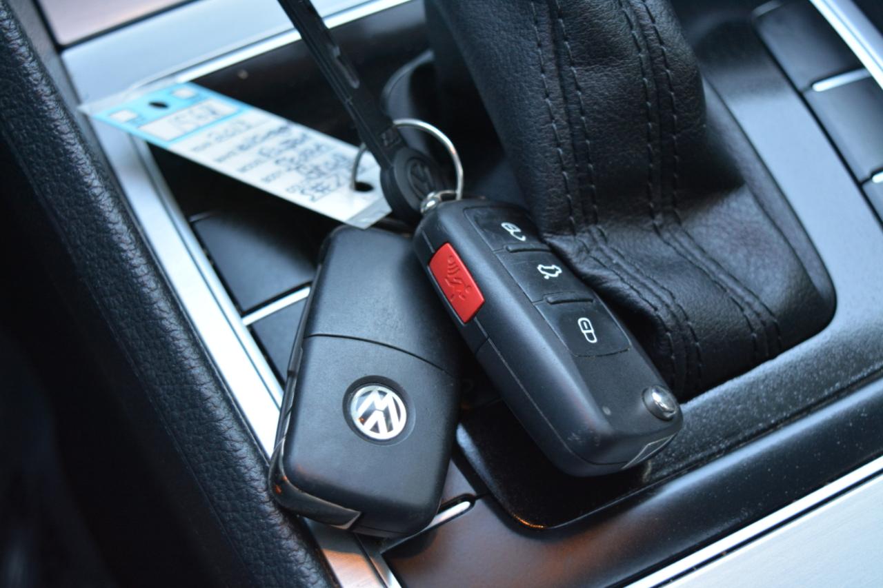 Volkswagen Passat 2.0L TDI SEL Premium 2013