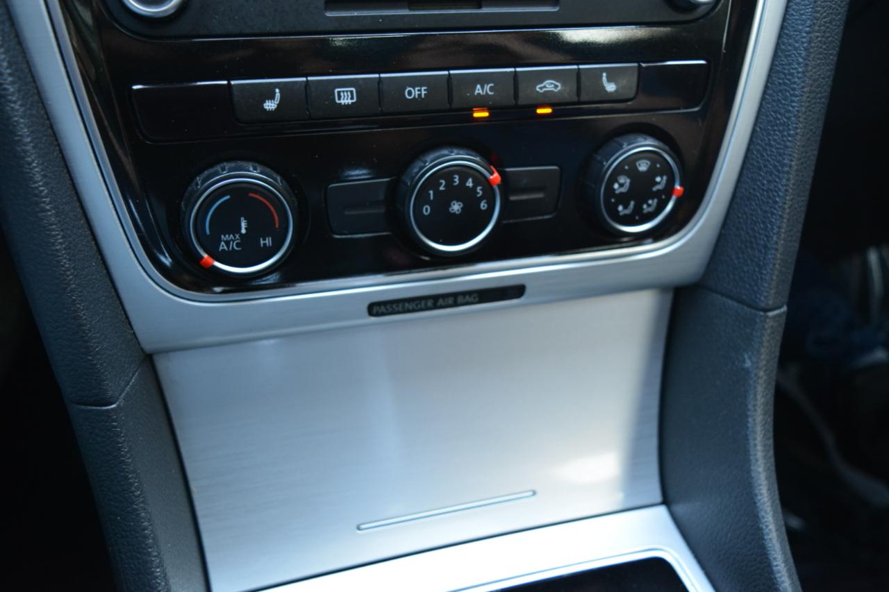 Volkswagen Passat 2.0L TDI SEL Premium 2013