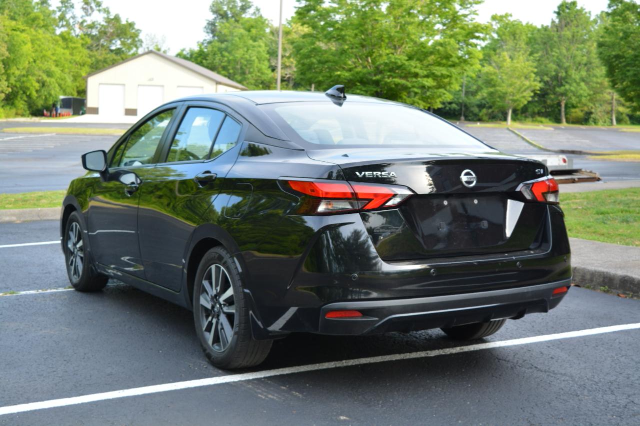 Nissan Versa SV 2021