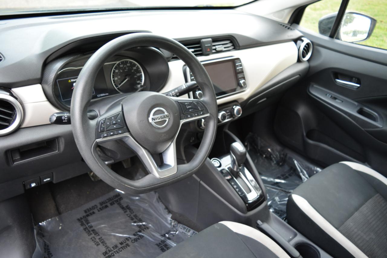 Nissan Versa SV 2021
