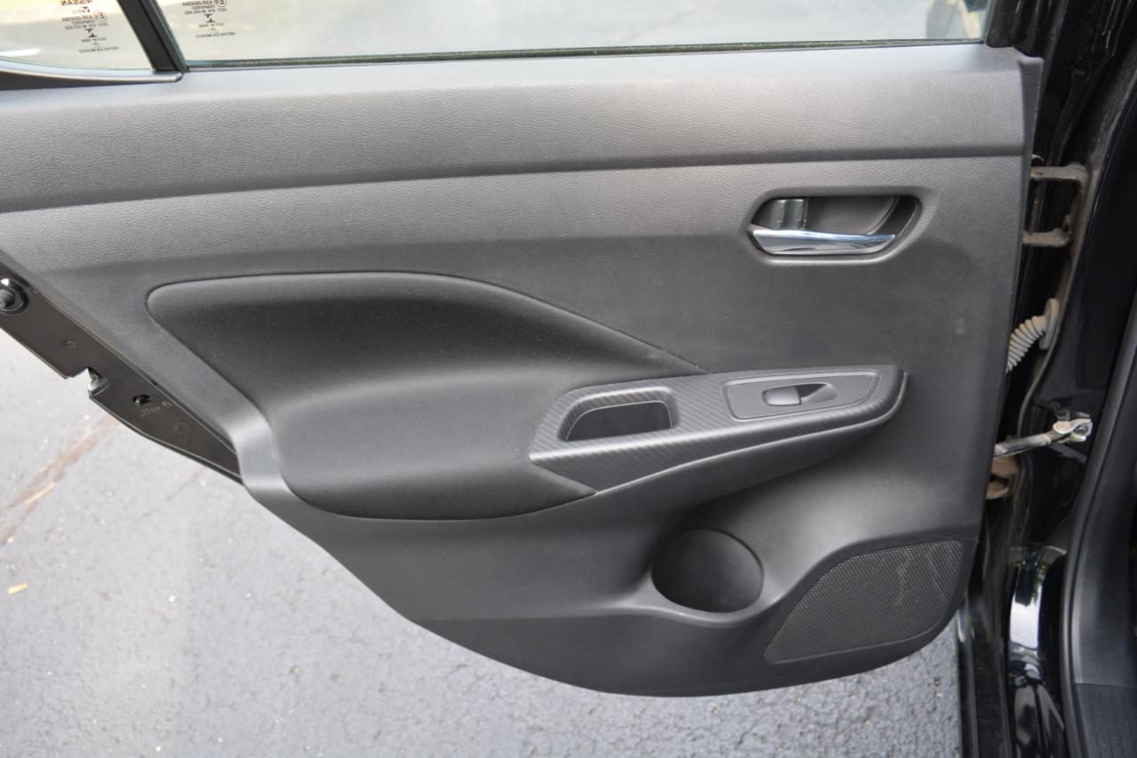 Nissan Versa SV 2021