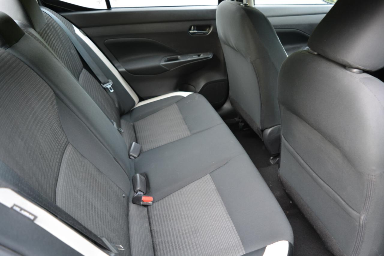 Nissan Versa SV 2021