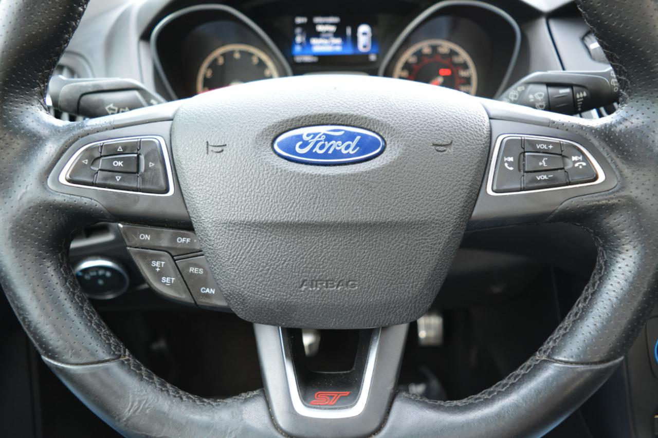 Ford Focus ST Hatch 2016