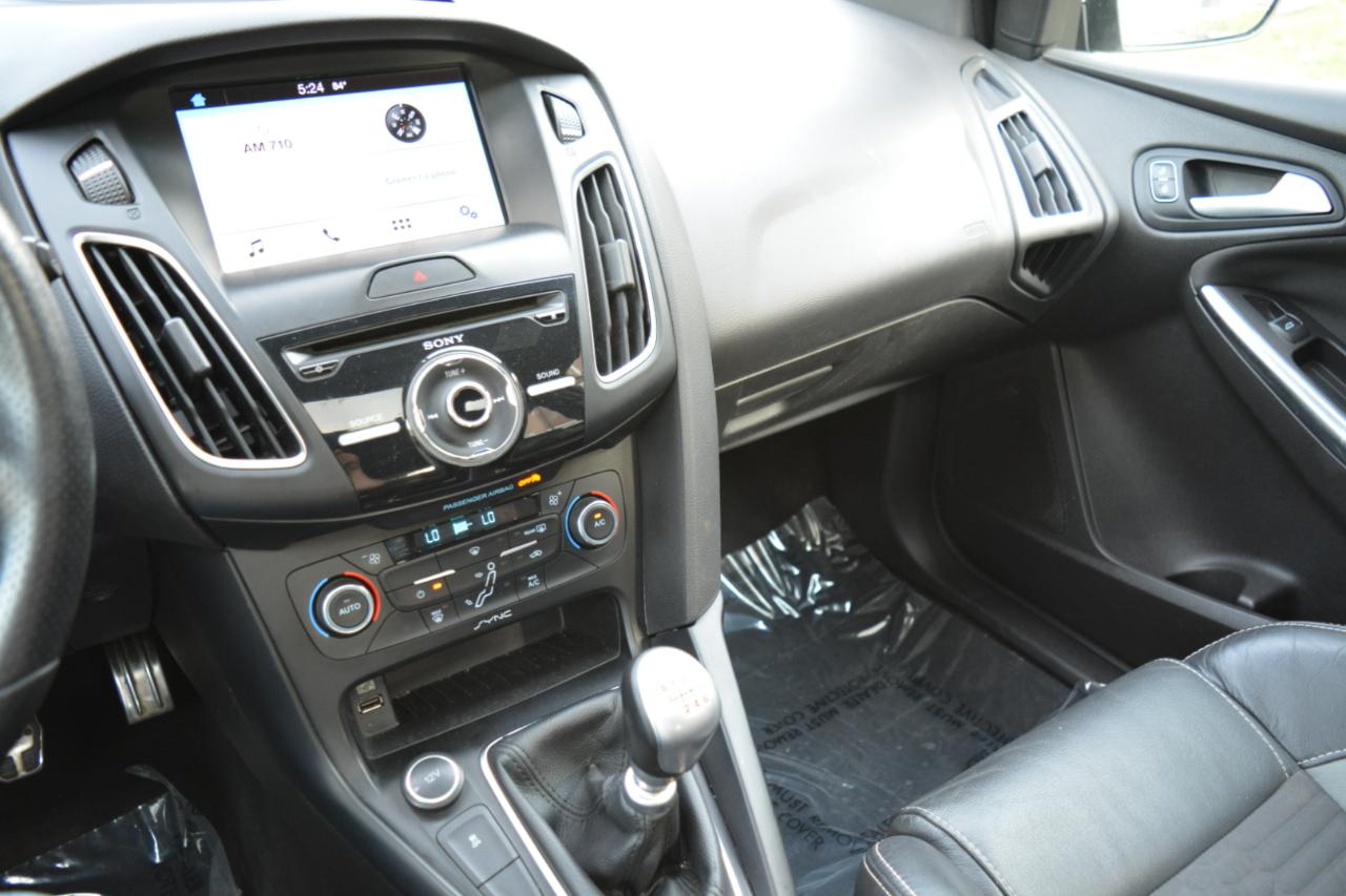 Ford Focus ST Hatch 2016