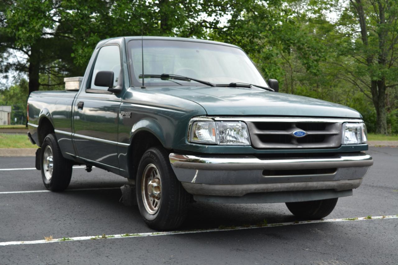 Ford Ranger XL Reg. Cab Short Bed 2WD 1995