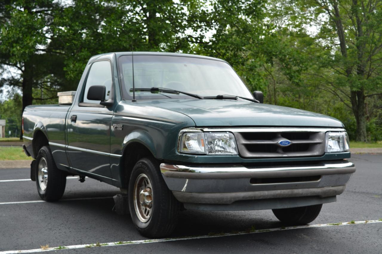 Ford Ranger XL Reg. Cab Short Bed 2WD 1995