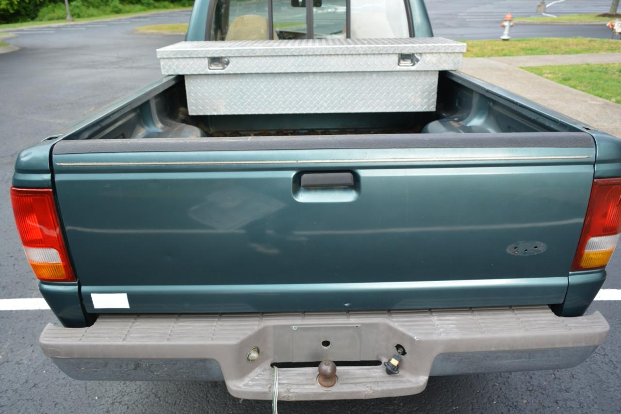 Ford Ranger XL Reg. Cab Short Bed 2WD 1995
