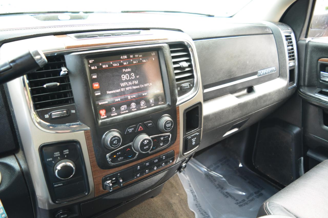 RAM 2500 Laramie Crew Cab SWB 4WD 2015