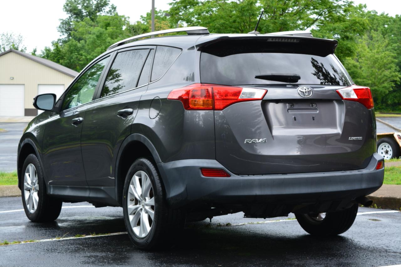 Toyota RAV4 Limited FWD 2014