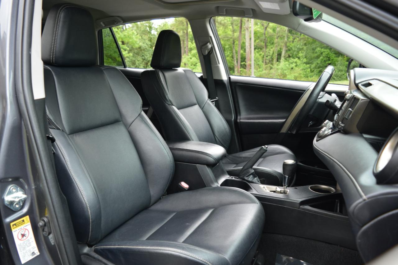 Toyota RAV4 Limited FWD 2014