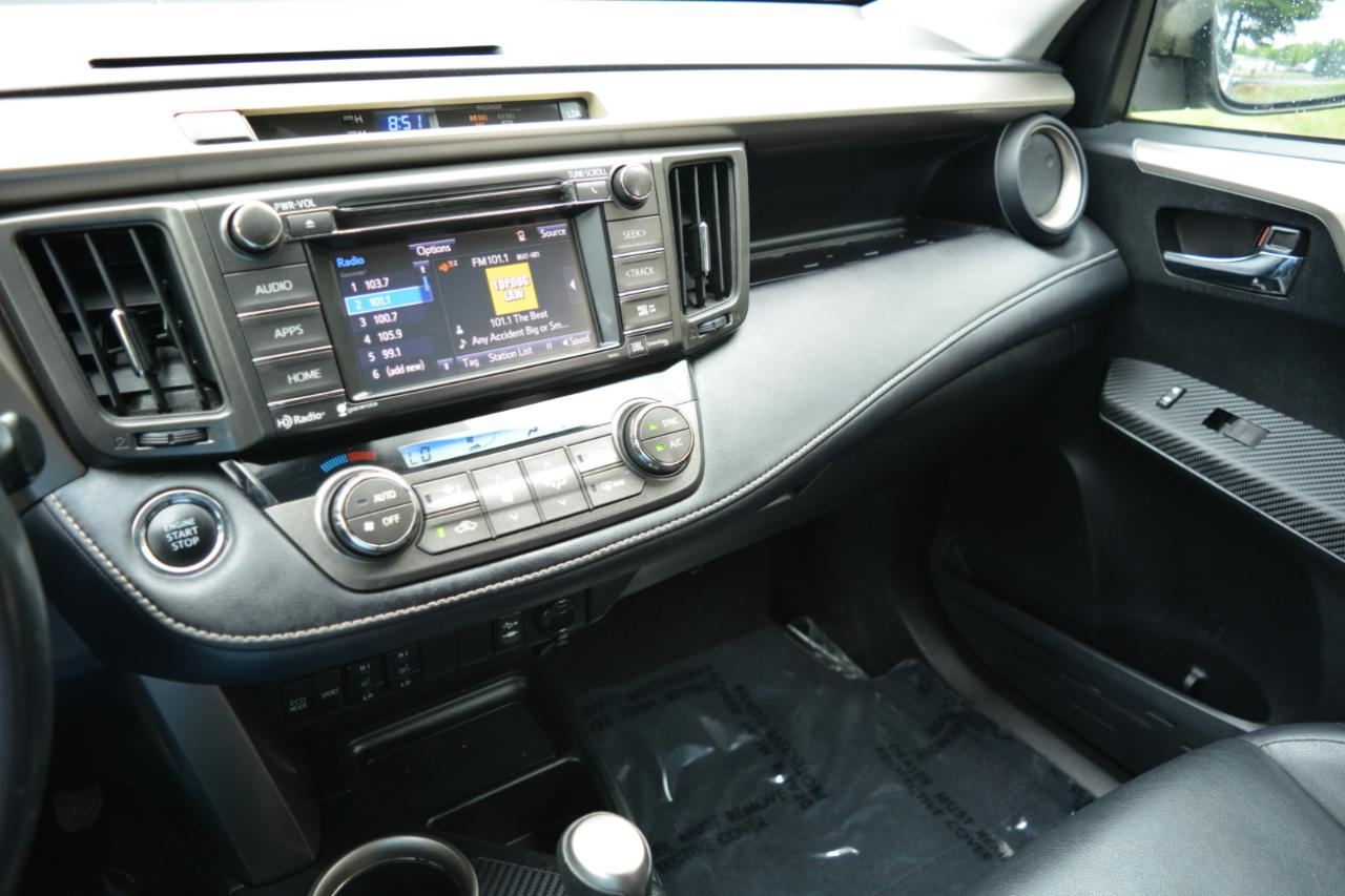 Toyota RAV4 Limited FWD 2014