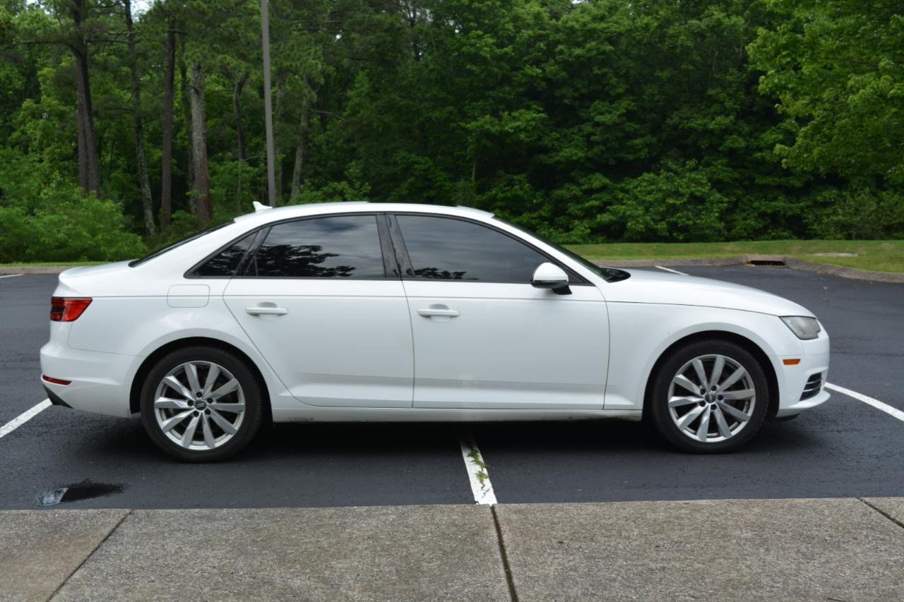 Audi A4 2.0T Premium Sedan 2017