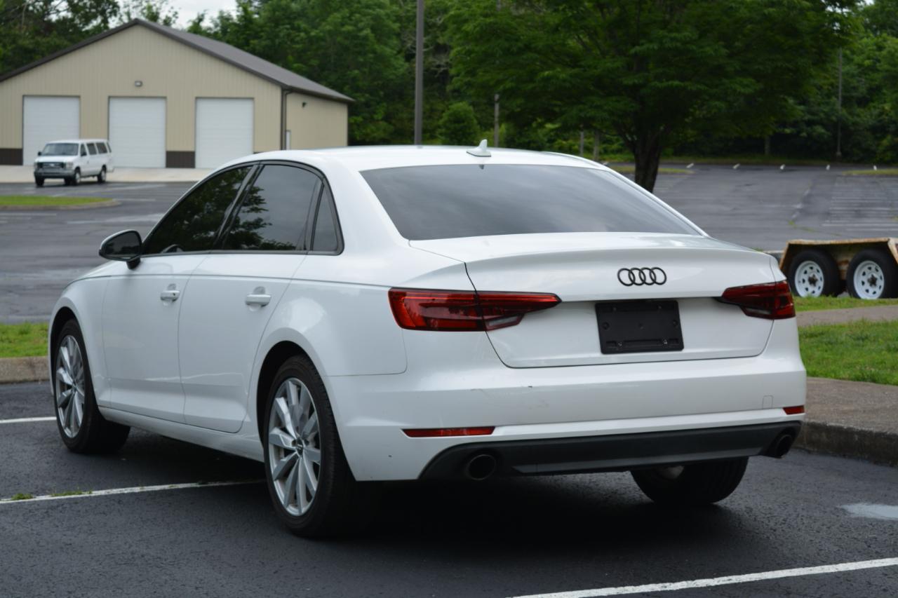 Audi A4 2.0T Premium Sedan 2017