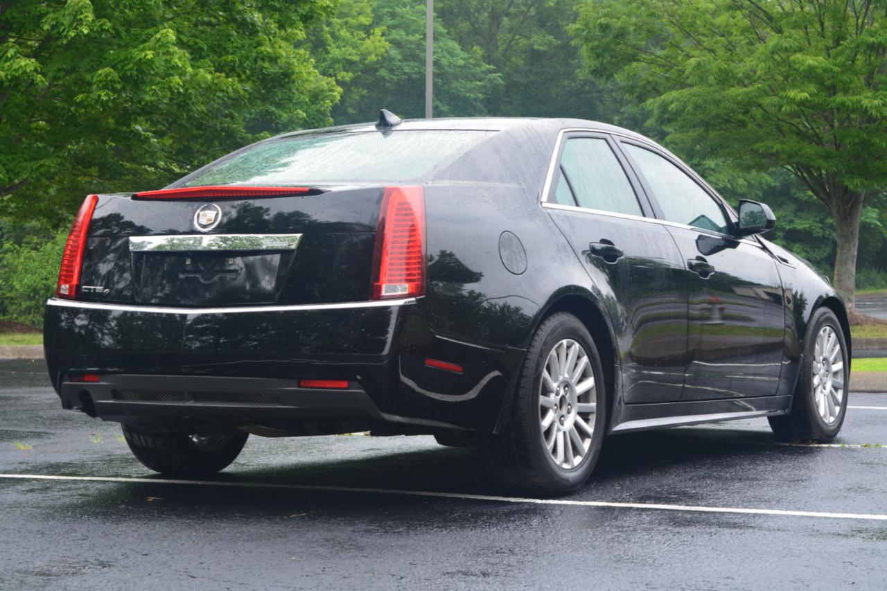 Cadillac CTS 3.0L Luxury AWD 2011