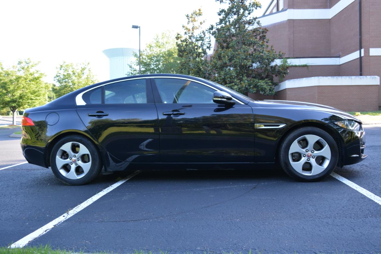 Jaguar XE 25t 2017