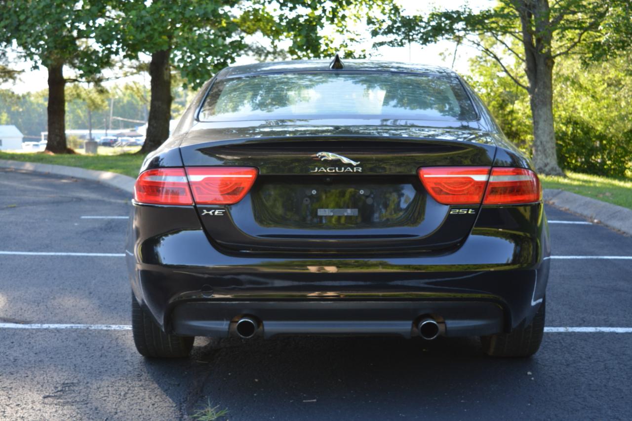 Jaguar XE 25t 2017