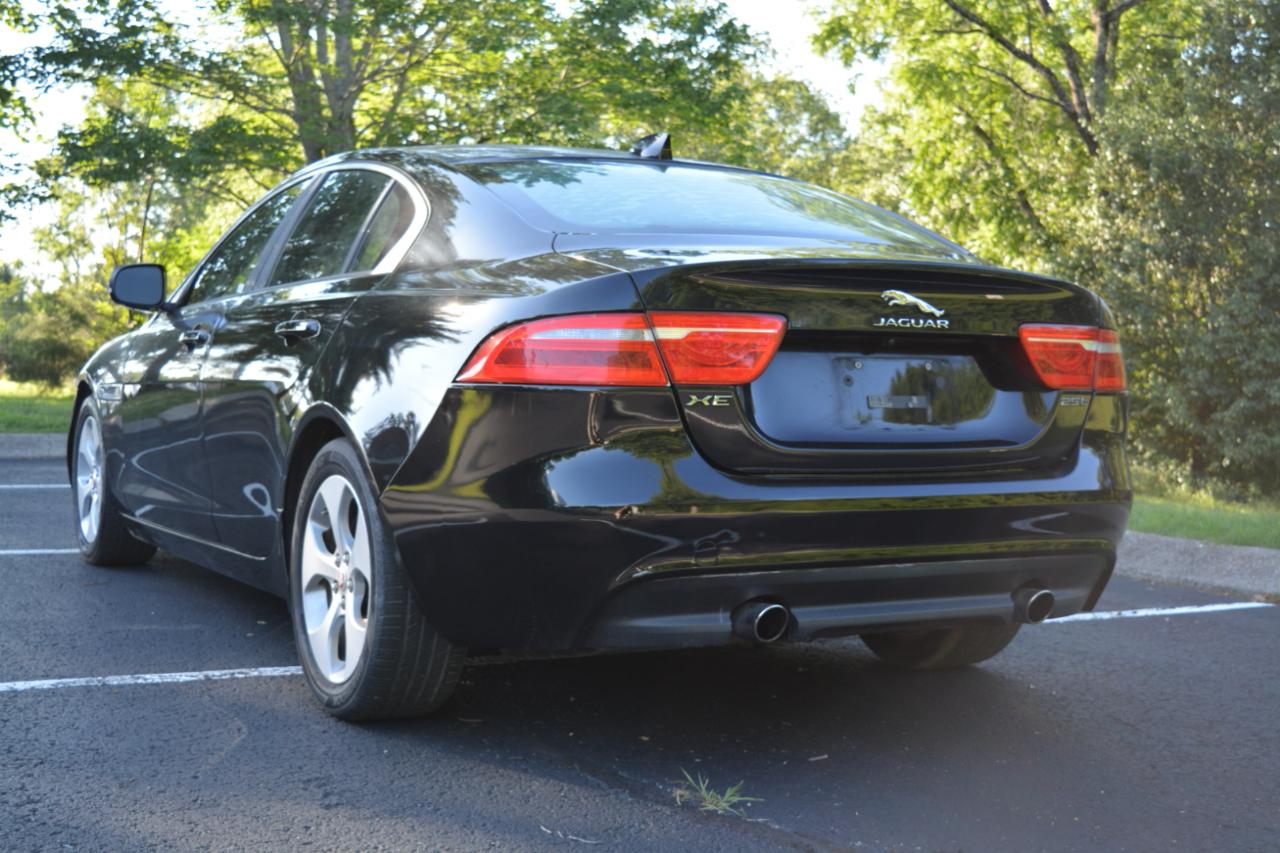 Jaguar XE 25t 2017