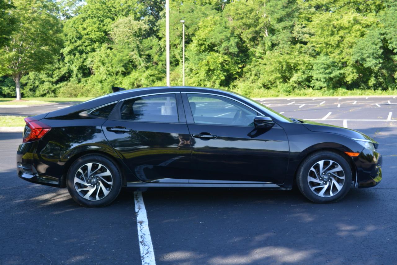 Honda Civic EX sedan 2017